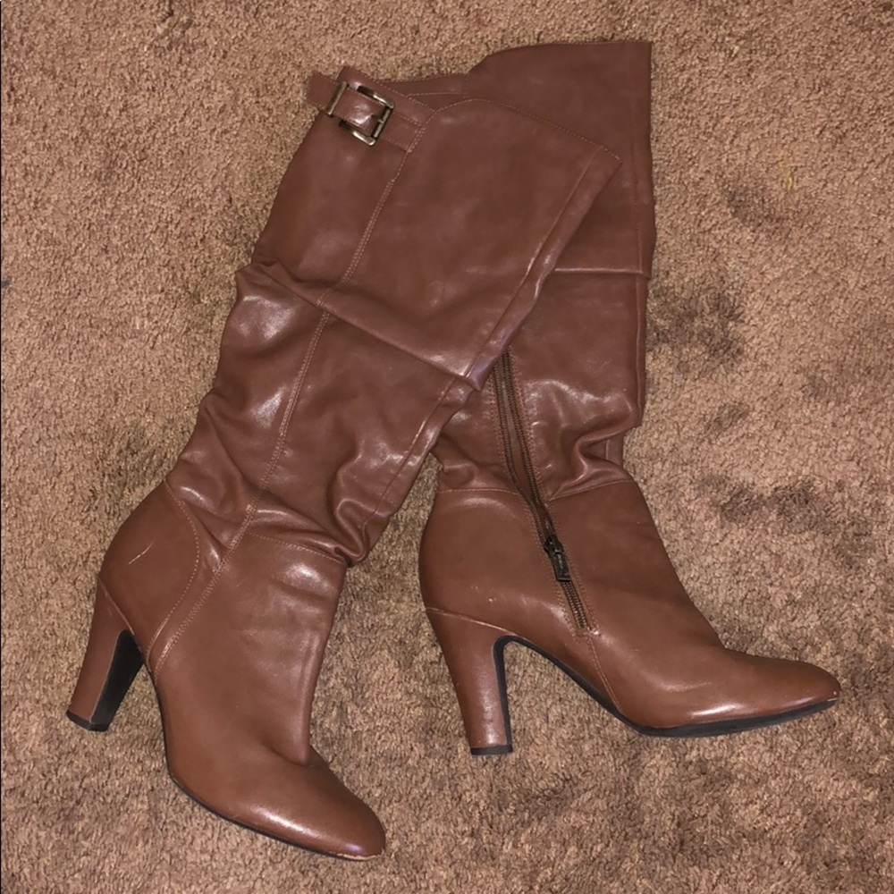 Jessica Simpson boots
